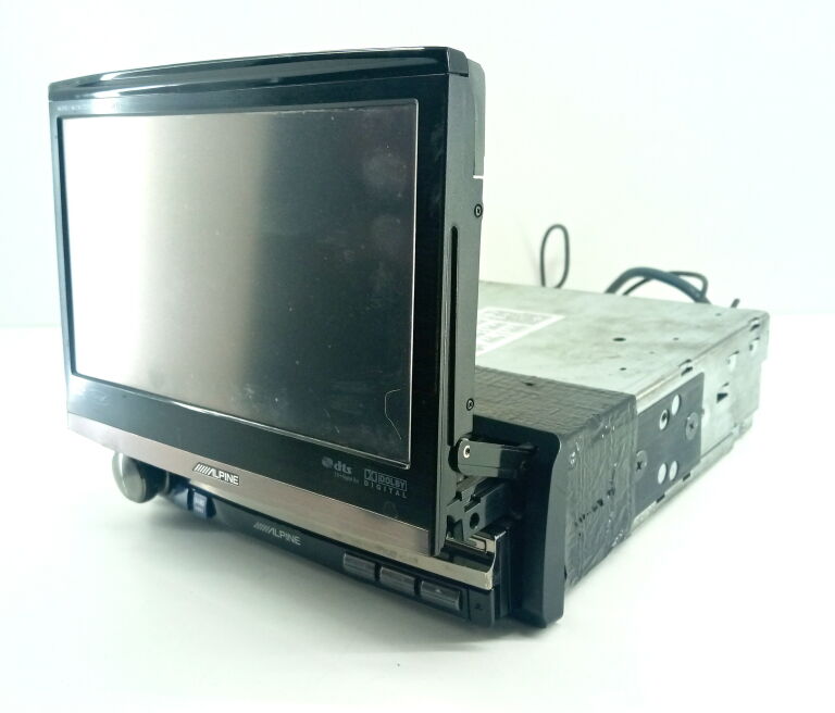 radio-alpine-iva-d106r-marka-alpine