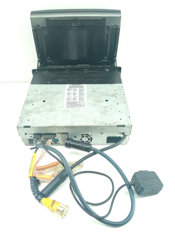 radio-alpine-iva-d106r-rodzaje-odtwarzanych-nosnikow-plyta-cd