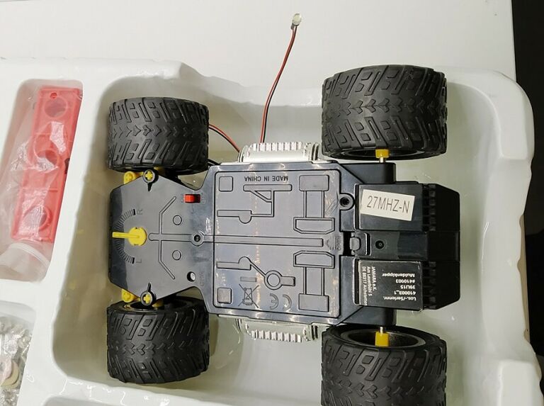 SAMOCHÓD STEROWANY JAMARA METAL R/C