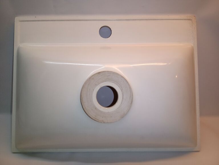 umywalka-lazienkowa-50x37-sposob-montazu-nablatowa