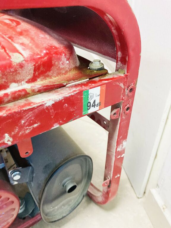 agregat-honda-em5500cxs-380230v-55kw-90kw-stan-uzywany