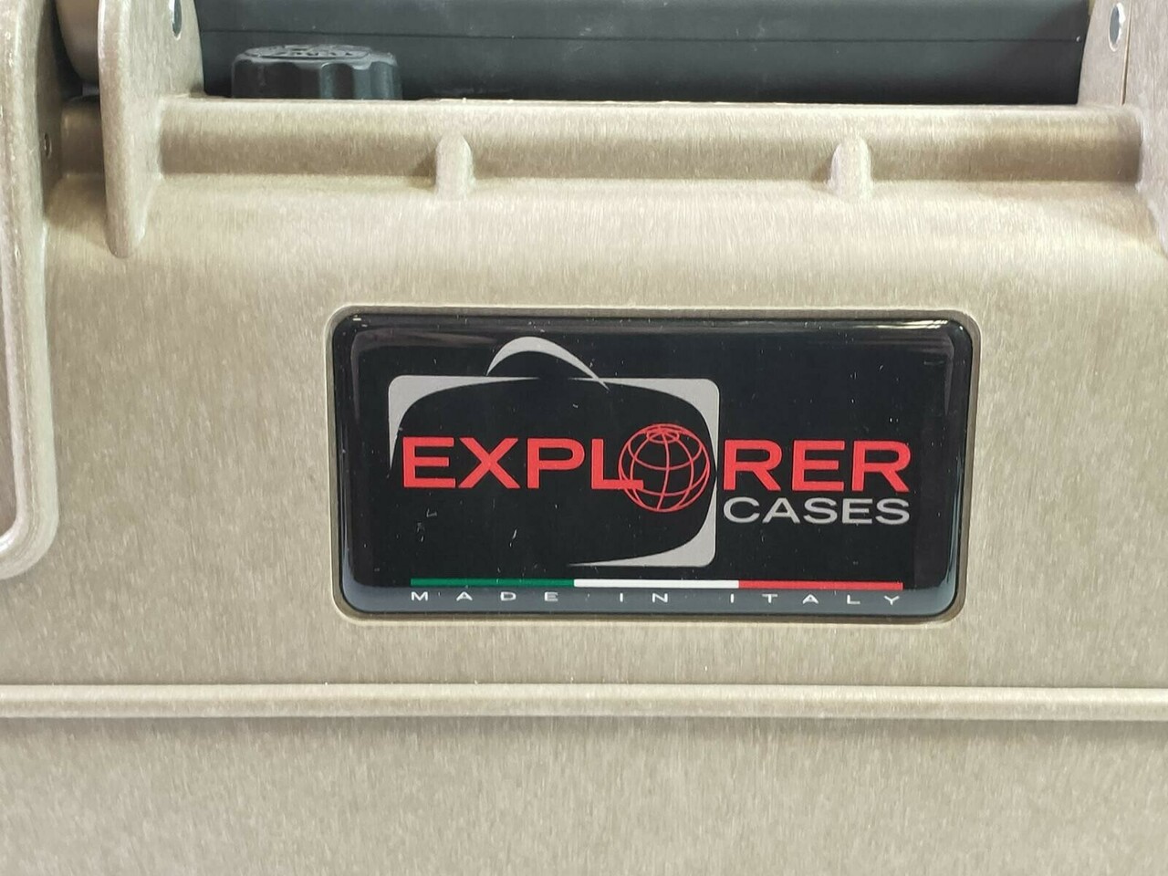 skrzynia-explorer-case-3005-stan-powystawowy