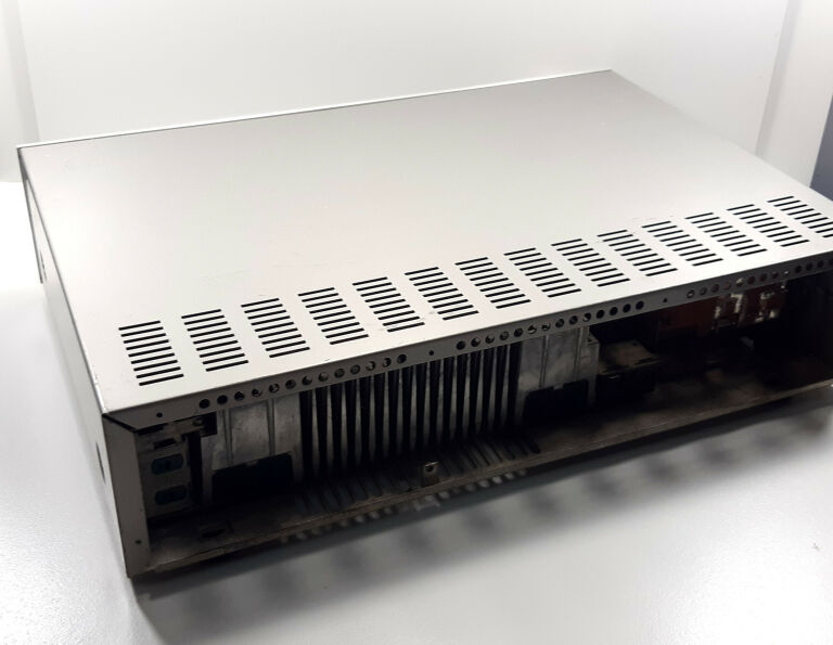 amplituner-grundig-r1000-marka-inna