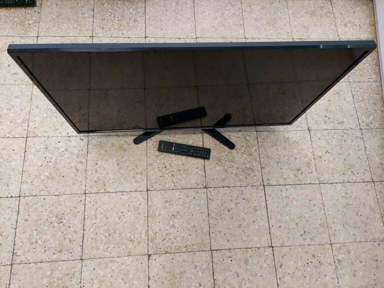 TV HYUNDAI 40'' LED FLE40S586SMART FULL HD OPIS!