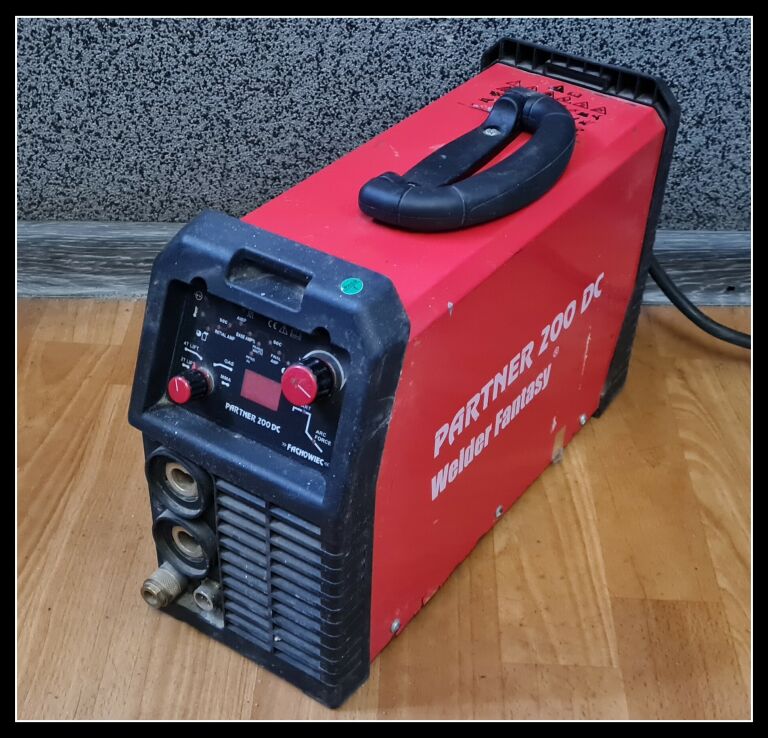 SPAWARKA PARTNER 200 DC WELDER FANTASY