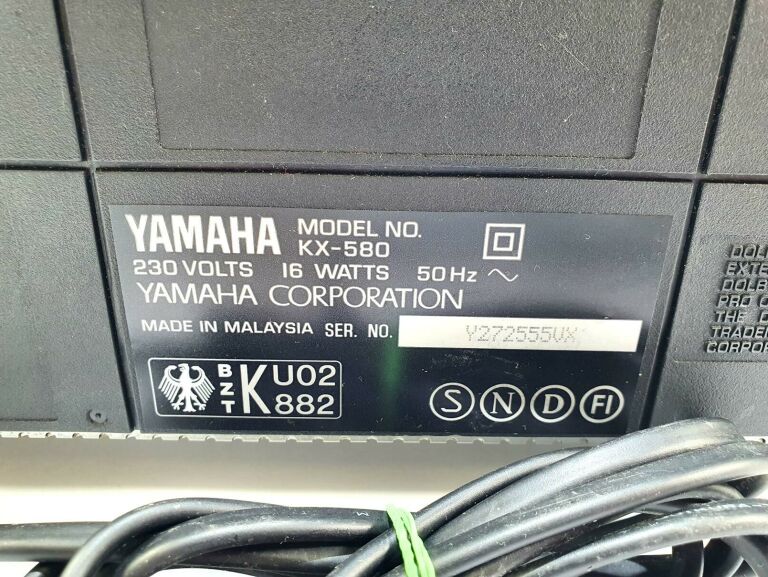 MAGNETOFON KASETOWY YAMAHA KX-580