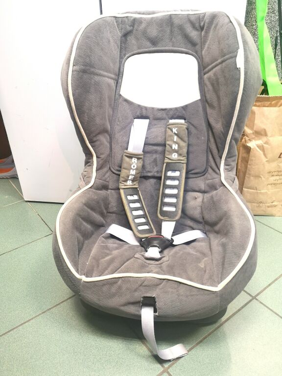 FOTELIK SAMOCHODOWY ROMER KING 9-18KG