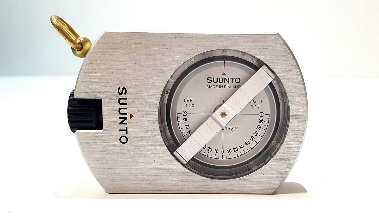 wysokosciomierz-suunto-pm-51520-stan-uzywany