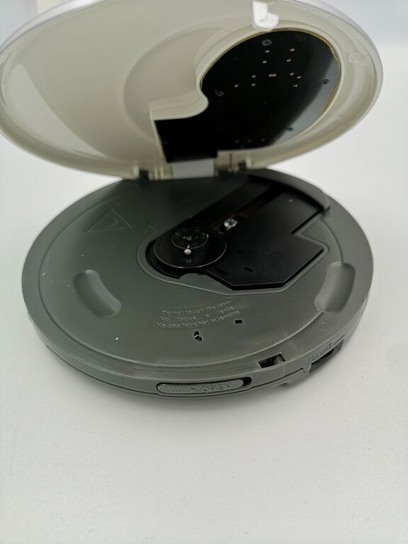 GRUNDIG CDP 5100 KOMPLET ODTWARZACZ CD OLDSCHOOL