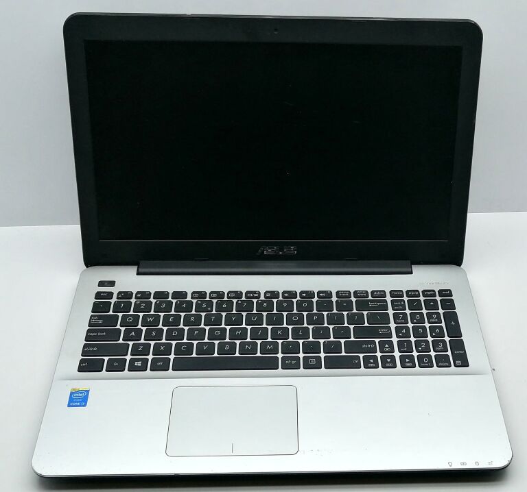 LAPTOP ASUS R556L