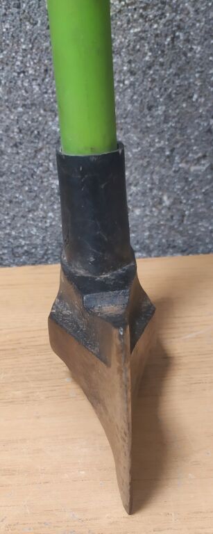 siekiera-florabest-2kg-klinowa-70cm-kod-produktu-1234