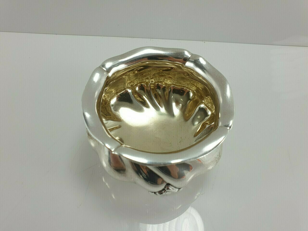 srebrna-cukiernica-antyk-p830-9572g-stan-nie-wymaga-renowacji