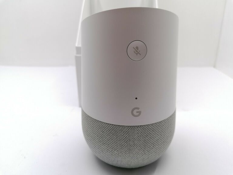 INTELIGENTNY GŁOŚNIK GOOGLE HOME