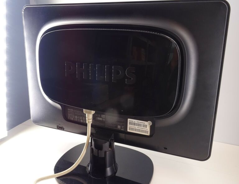 monitor-panoramiczny-lcd-philips-190cw8fb00-stan-uzywany