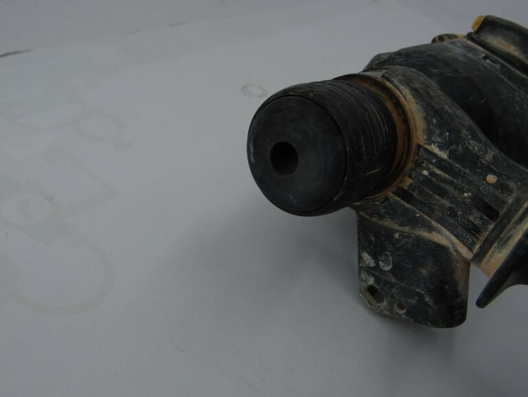 MŁOTOWIERTARKA DEWALT D25013-QS