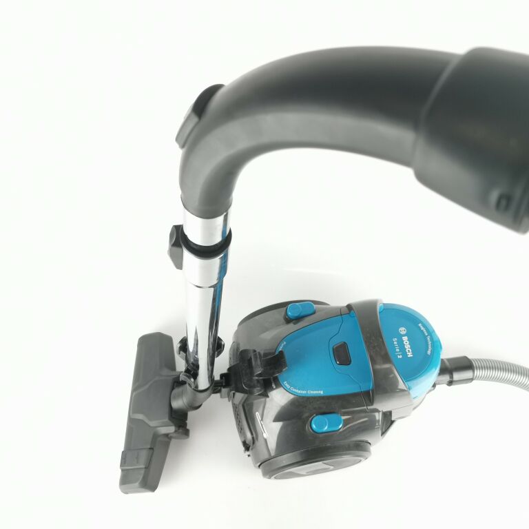 ODKURZACZ BEZWORKOWY BOSCH BGS05A221/03 700W