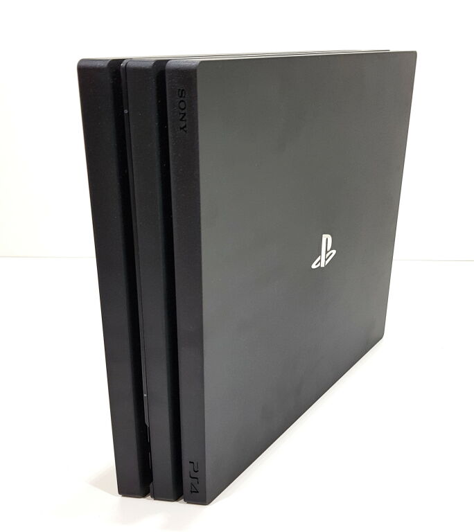 KONSOLA PS4 PRO 1TB