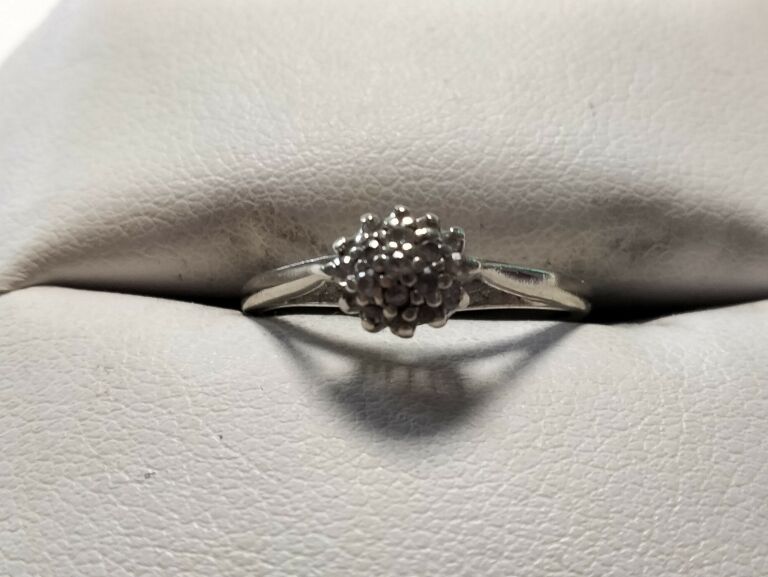 pierscionek-biale-zloto-585-14k-162g-r11-ean-gtin-751307138025