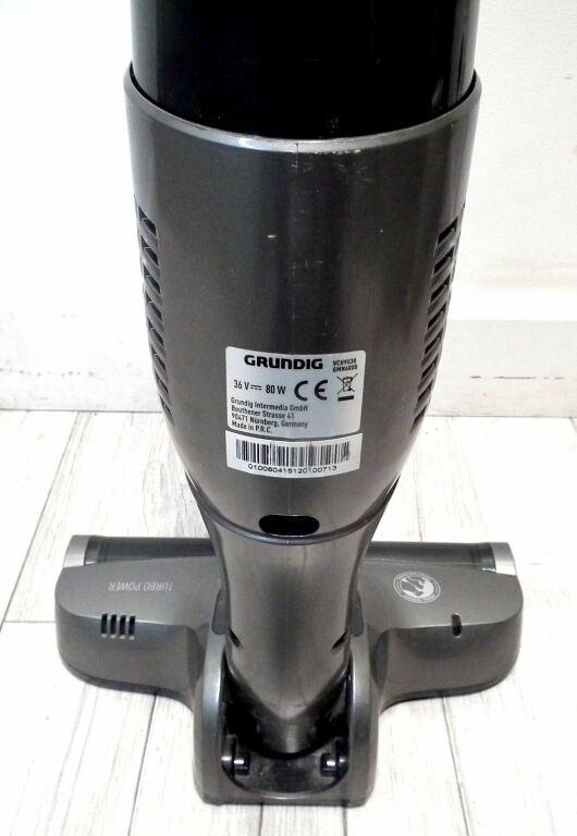 ODKURZACZ RĘCZNY BEZPRZEWODOWY GRUNDIG VCH9530