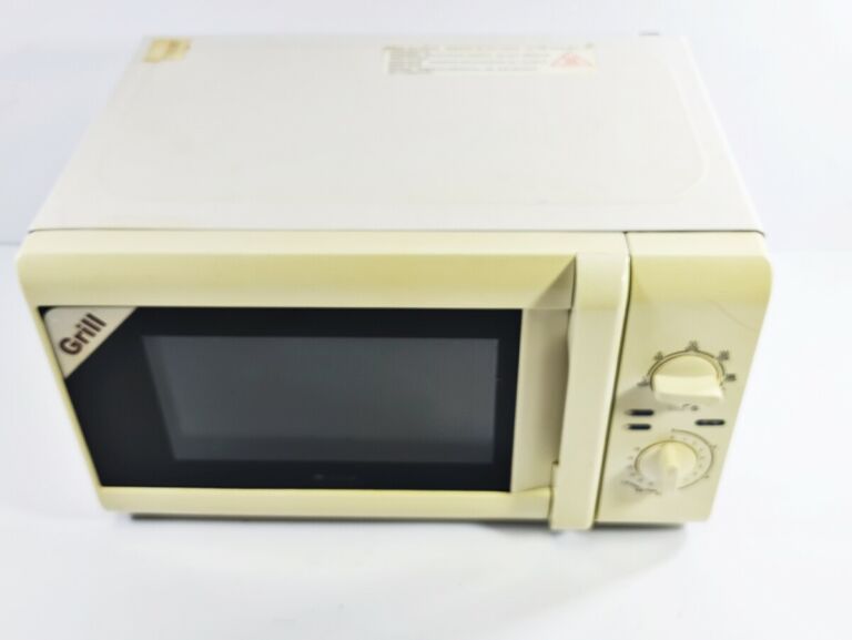 KUCHENKA MIKROFALOWA HOME HMG20-12 MG720CTB