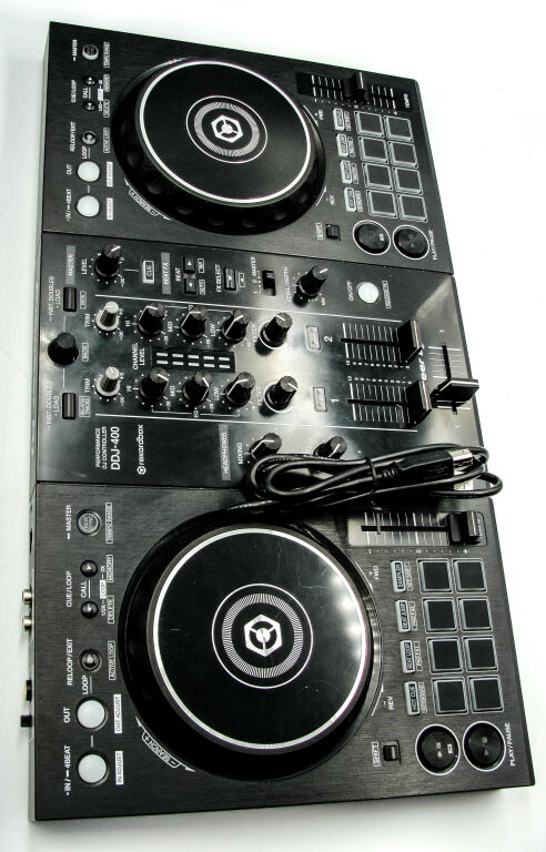 DDJ-400 - 2-KANAŁOWY KONTROLER DJ-SKI - PIONEER D