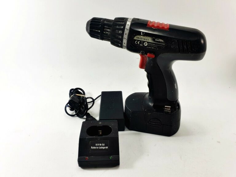 wkretarka-matrix-em-cd-18-2-1-2013-18v-uszk-aku-pilsudskiego-27-skwierzyna