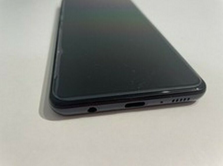 telefon-samsung-a41-polecamy-typ-smartfon