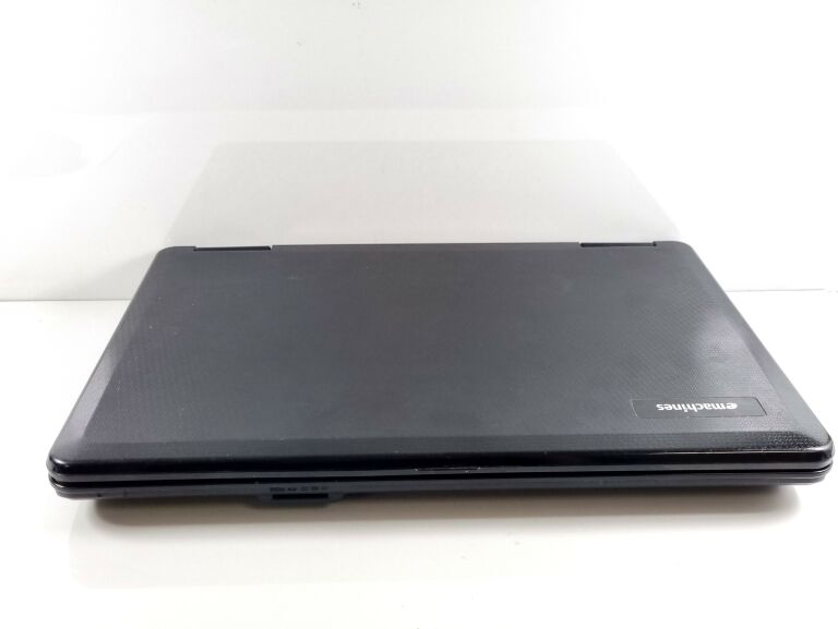 emachines-e525-cel900-22ram-2gbhdd-160xp-o-pojemnosc-dysku-160