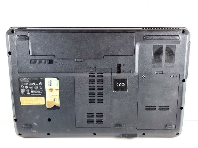 emachines-e525-cel900-22ram-2gbhdd-160xp-o-glogowska-66-poznan-p1-x