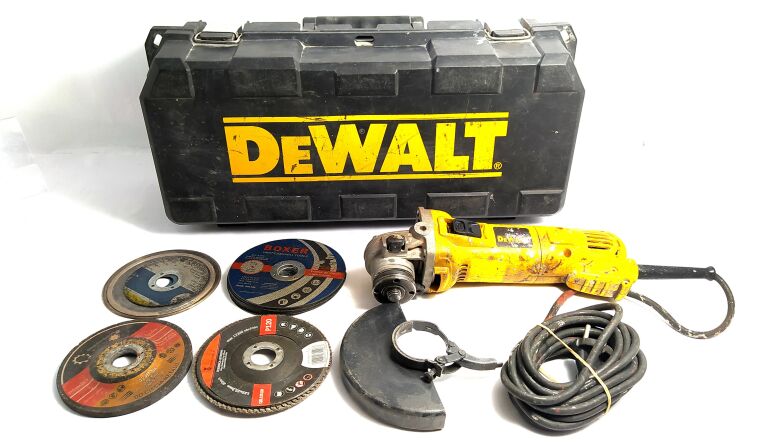 SZLIFIERKA DEWALT D28134
