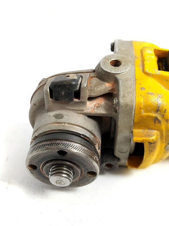 SZLIFIERKA DEWALT D28134