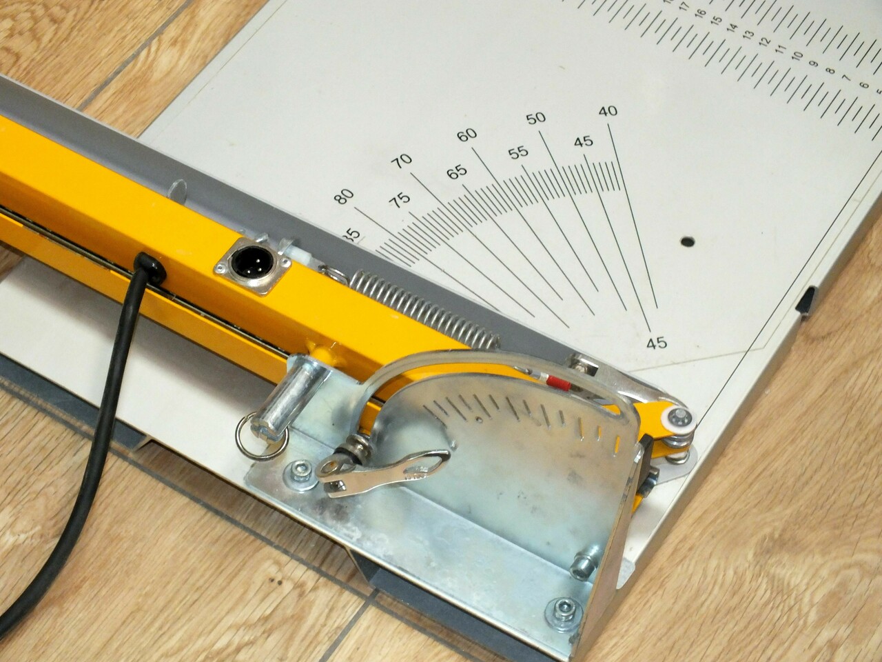 przecinarka-do-styropianu-stobra-es004-sprawna-stan-uzywany