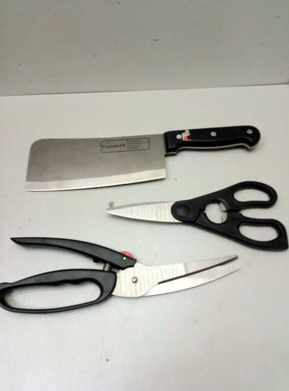 zestaw-nozy-kuchennych-bergmann-solingen-brak-1-stan-uzywany