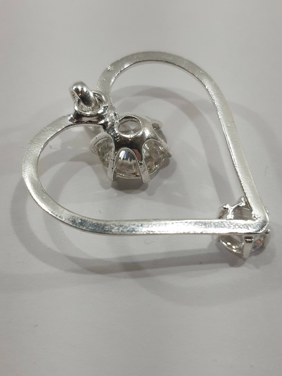 niezwykla-srebrna-zawieszka-serce-569g-925-kamien-17088-524288