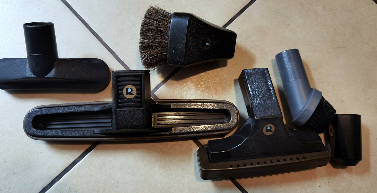 odkurzacz-rainbow-se-pioracy-akcesoria-model-r-6065