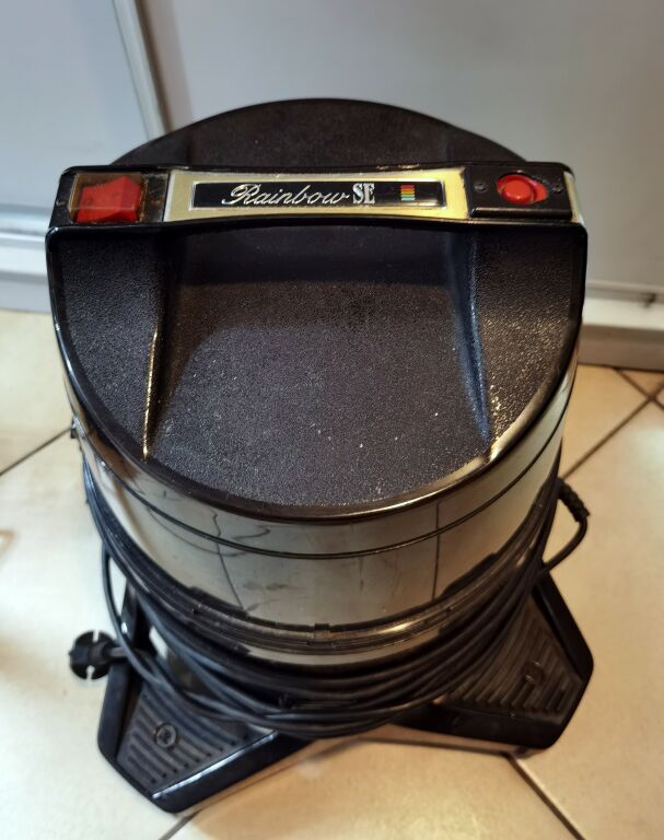 odkurzacz-rainbow-se-pioracy-akcesoria-stan-uzywany