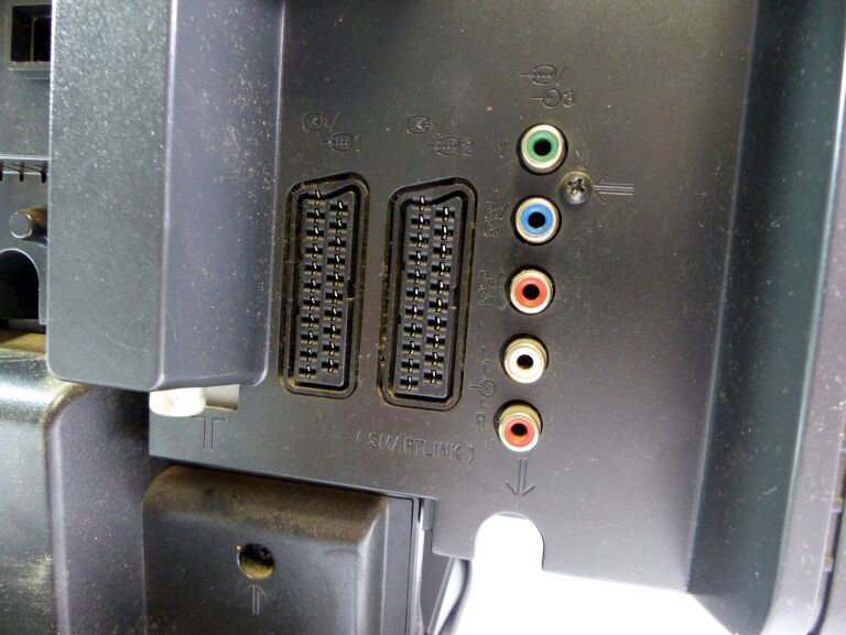 TELEWIZOR SONY KDL-20G3000 + PILOT