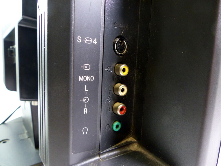 TELEWIZOR SONY KDL-20G3000 + PILOT