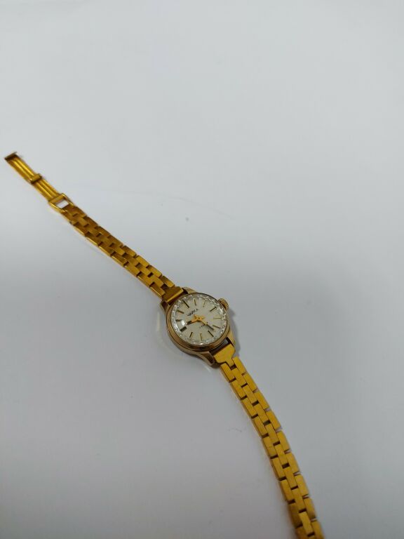 zegarek-yanka-17-kamhen-damski-typ-nareczny