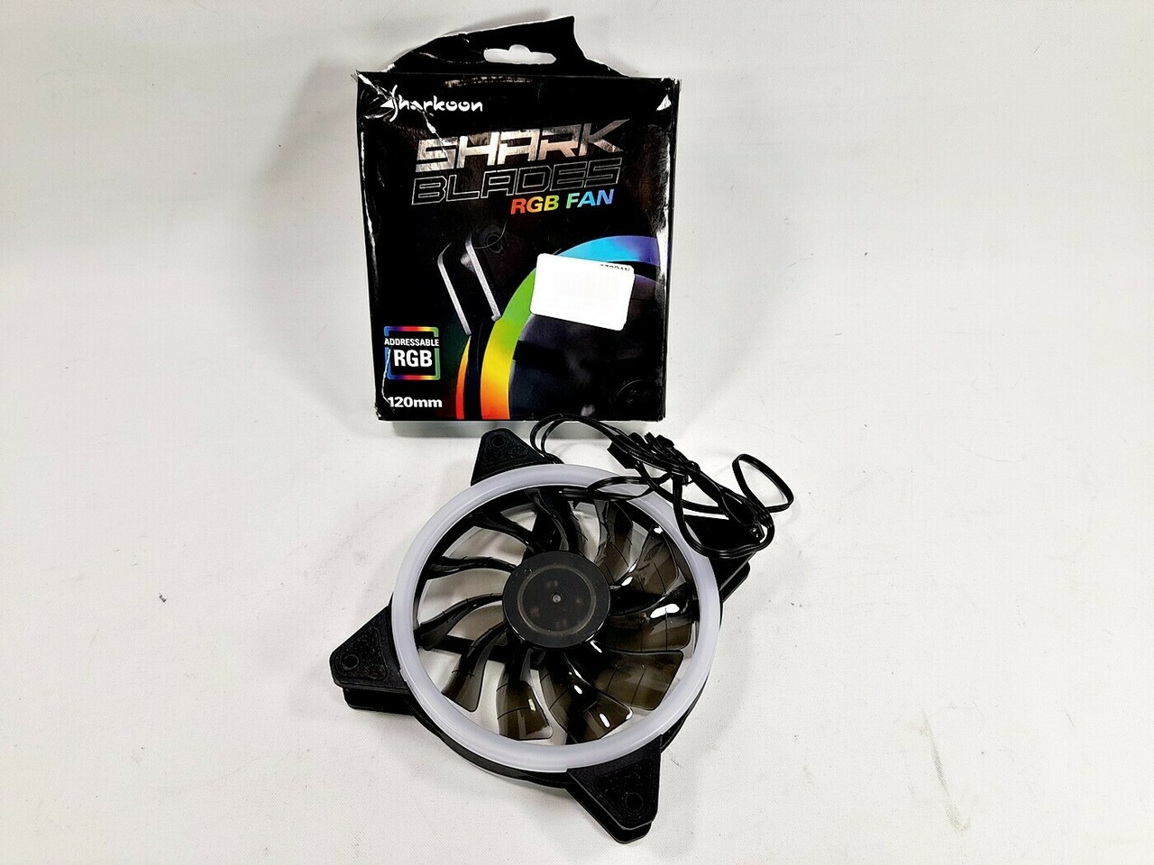 wentylator-komputerowy-sharkoon-shark-blades-rgb-stan-uszkodzony