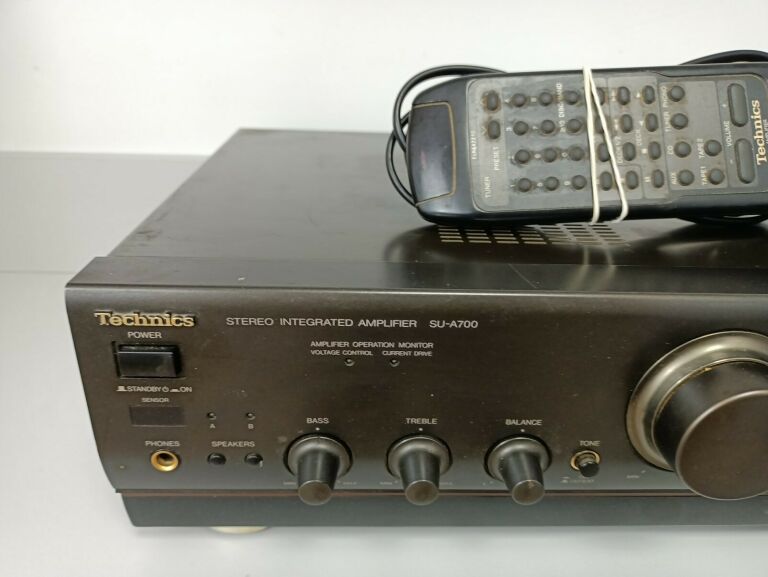 WZMACNIACZ TECHNICS SU-A700MK3