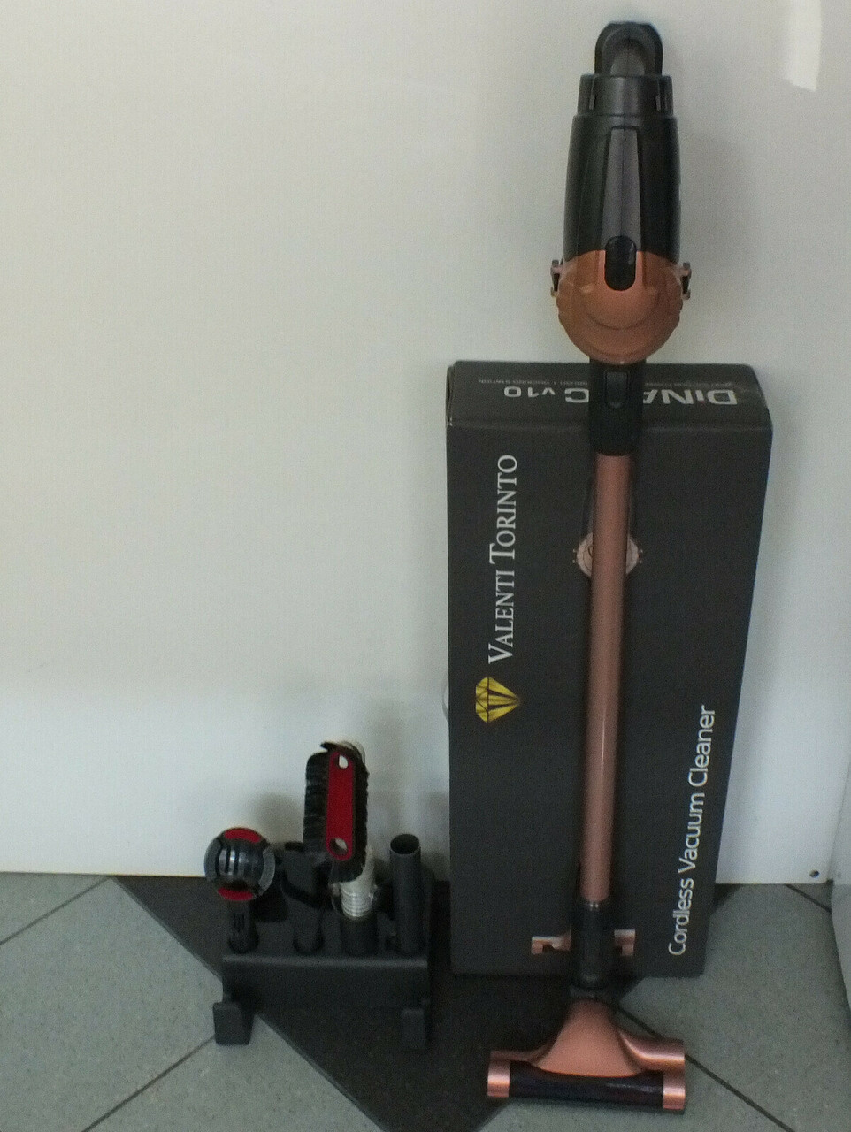 odkurzacz-bezprzewodowy-valenti-torinto-vt-1974-stan-uzywany