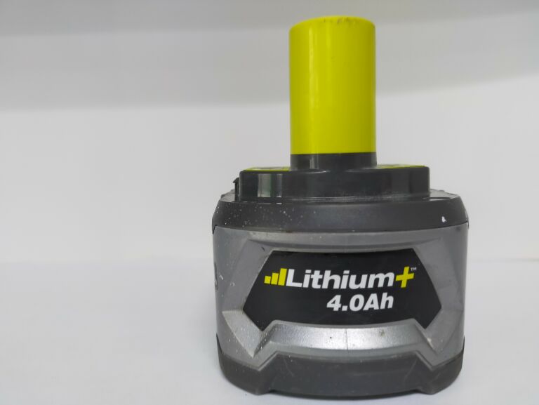 RYOBI AKUMULATOR BATERIA ONE+ RB18L40 LI-ION 4,0A