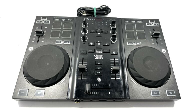KONSOLA HERCULES DJ CONTROL AIR