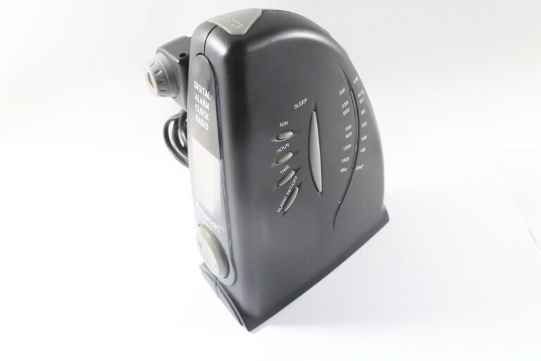 RADIOBUDZIK BENCH KH 2215