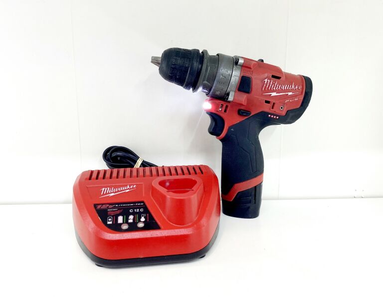 wiertarko-wkretarka-milwaukee-m12-fpdx-komplet-szpunara-2-wieliczka