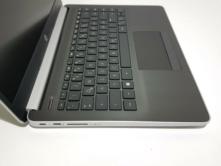 LAPTOP HP 14-DK AMD ATHLON 300U 4GB 256SSD IDEALN