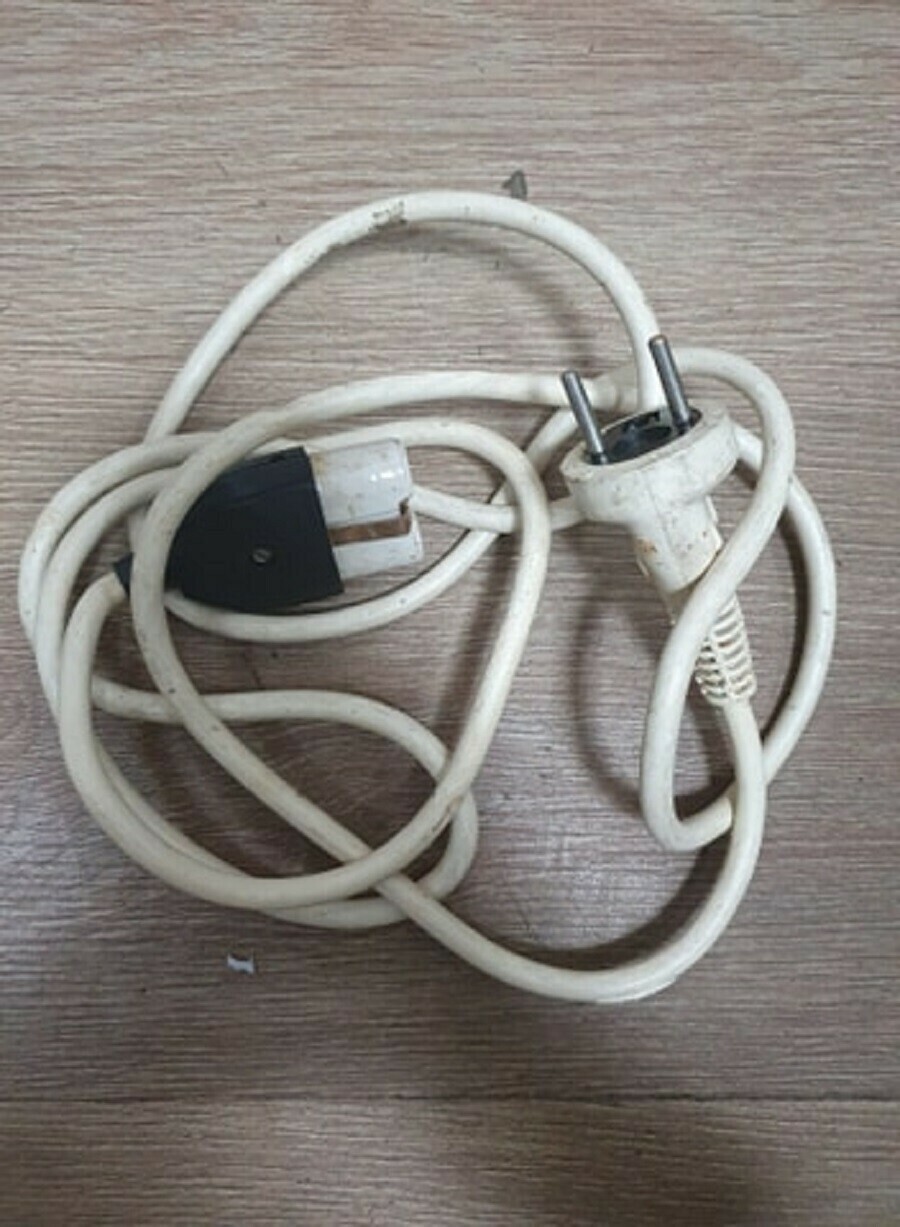 stary-samowar-elektryczny-produkcji-radzieckiej-stan-do-renowacji