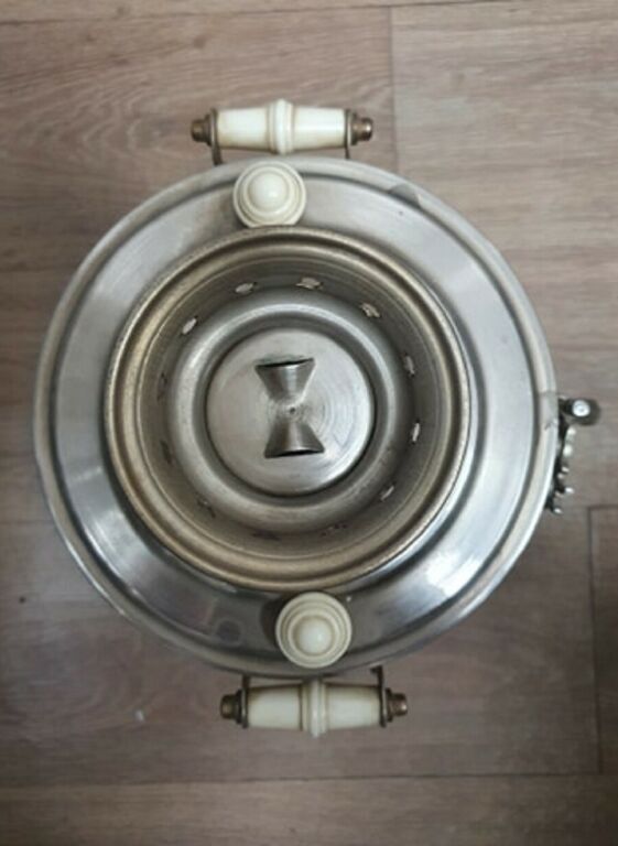 stary-samowar-elektryczny-produkcji-radzieckiej-stan-do-renowacji