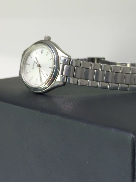 ZEGAREK DOXA 211.15 SWISS MADE SZAFIROWE SZKŁO
